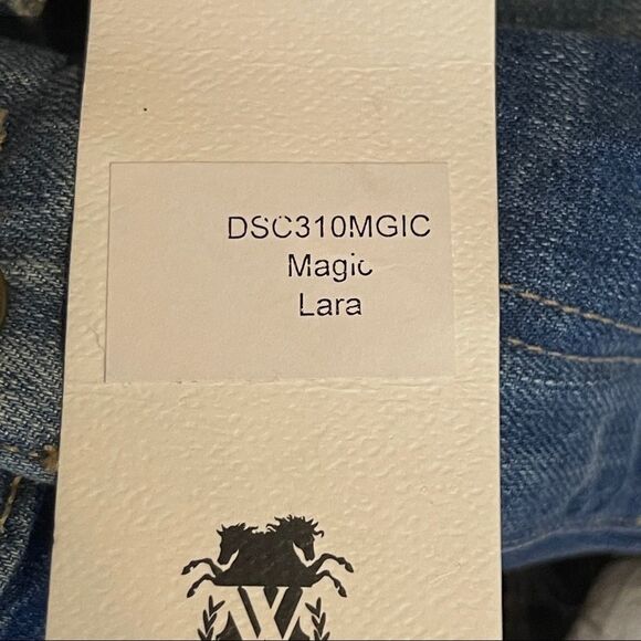 Wildfox Magic Denim Shorts Lara nwt - Picture 8 of 8